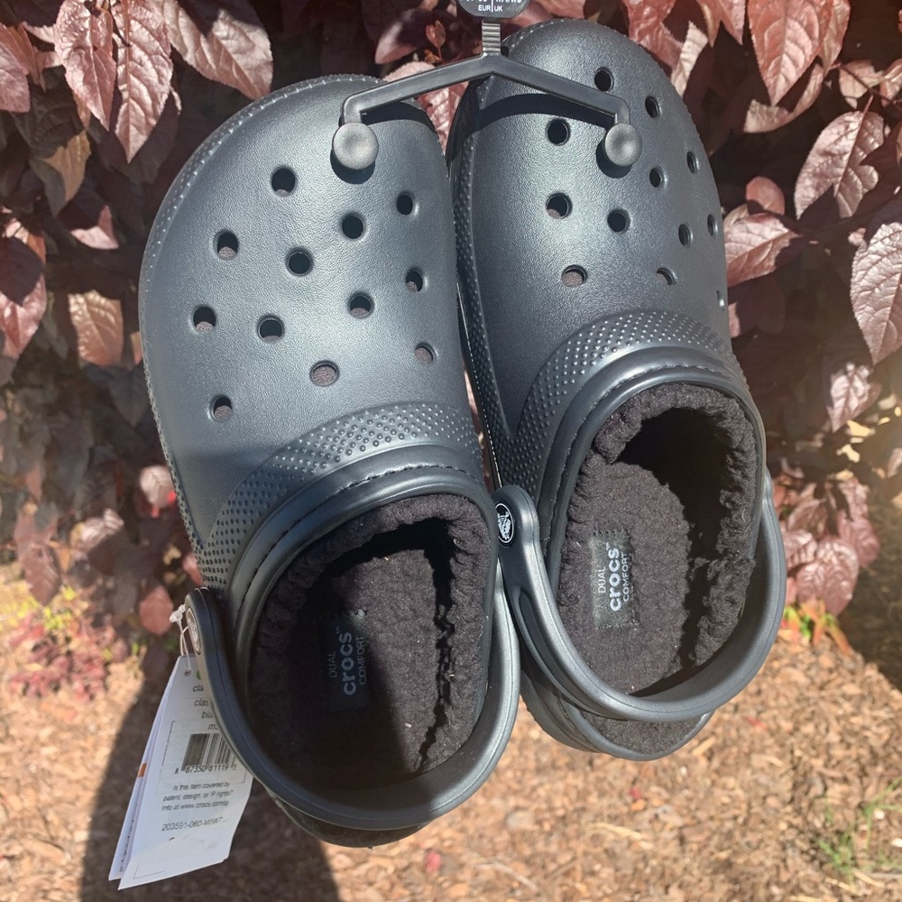 Black Classic Lined Clog / Fur Crocs